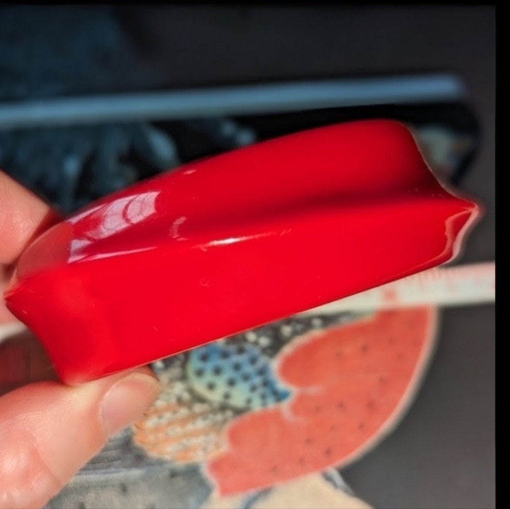 ❤️🍒 Wide Vintage Bangle Bright Cherry Red Space Age Bracelet ♥️🍒♥️ - Picture 4 of 13